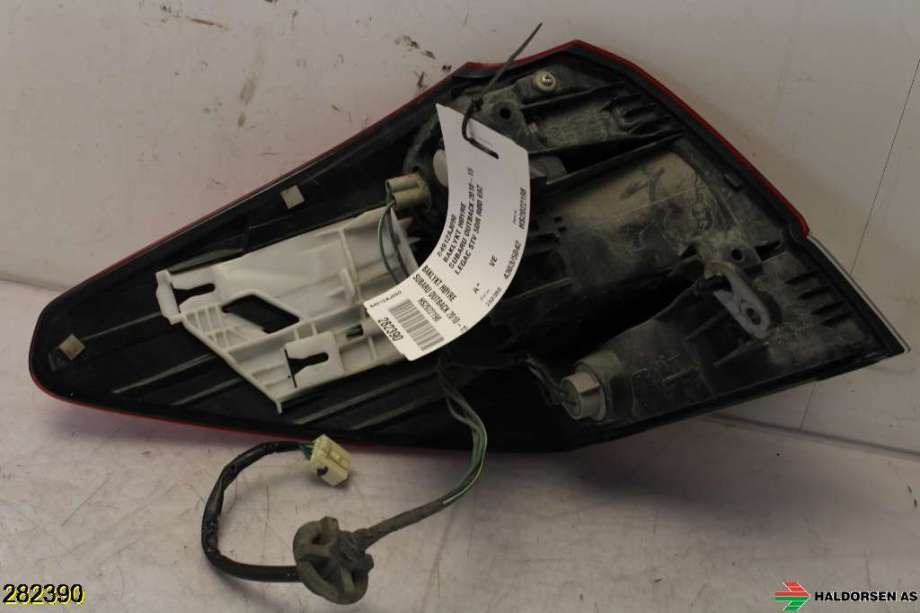 Baklykt høyre til Subaru Outback 2009-2014 (Type IV)  (SUBARU|84912AJ090|)