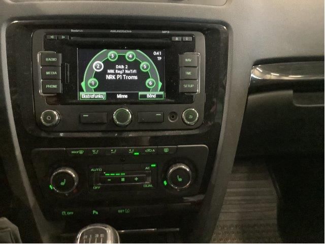Varmeapparat betjening til Škoda Octavia, 2009-2013 (Type II, Fase 2) (SKODA|3T0 907 044 BS WHS)
