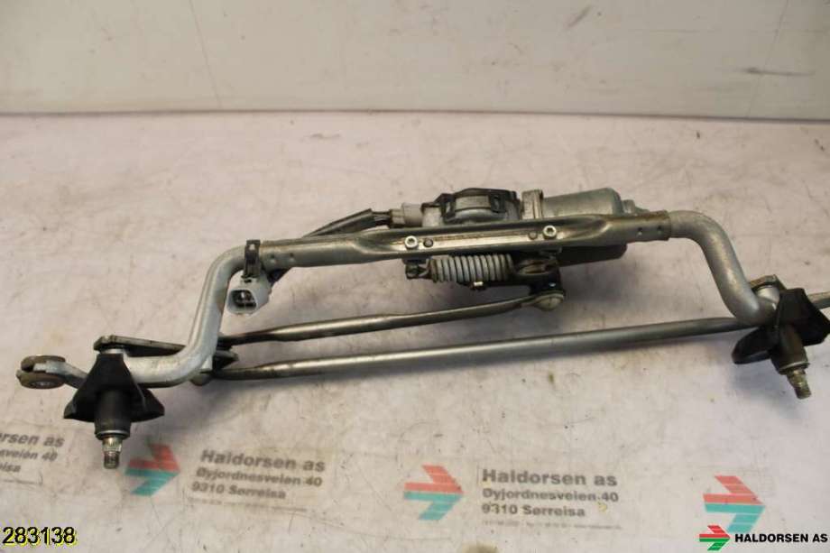 Viskermotor frontrute til Toyota Verso 2009-2016 (Type III)  (TOYOTA|851100F030|)