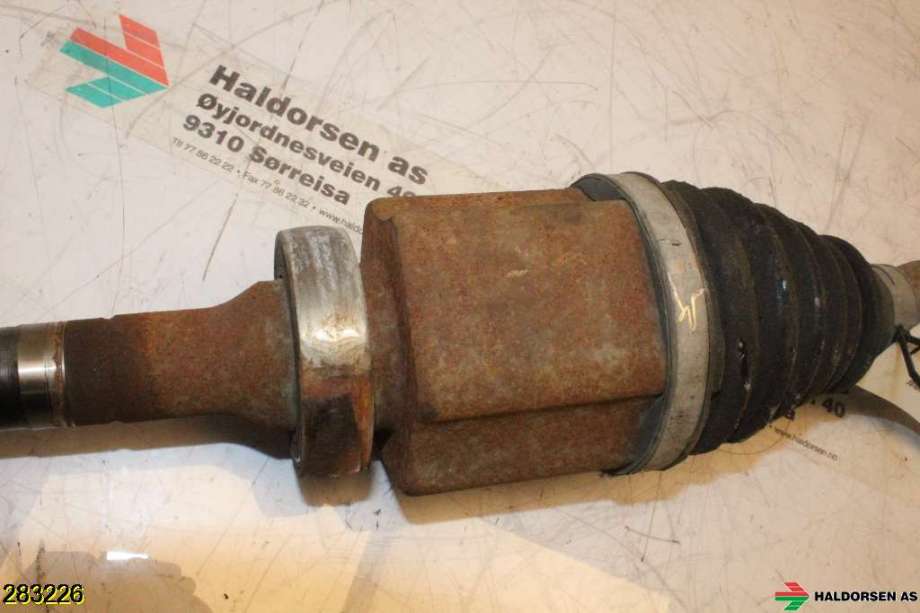 Drivaksel høyre foran til Ford Kuga 2008-2012 (Type I)  (FORD|)