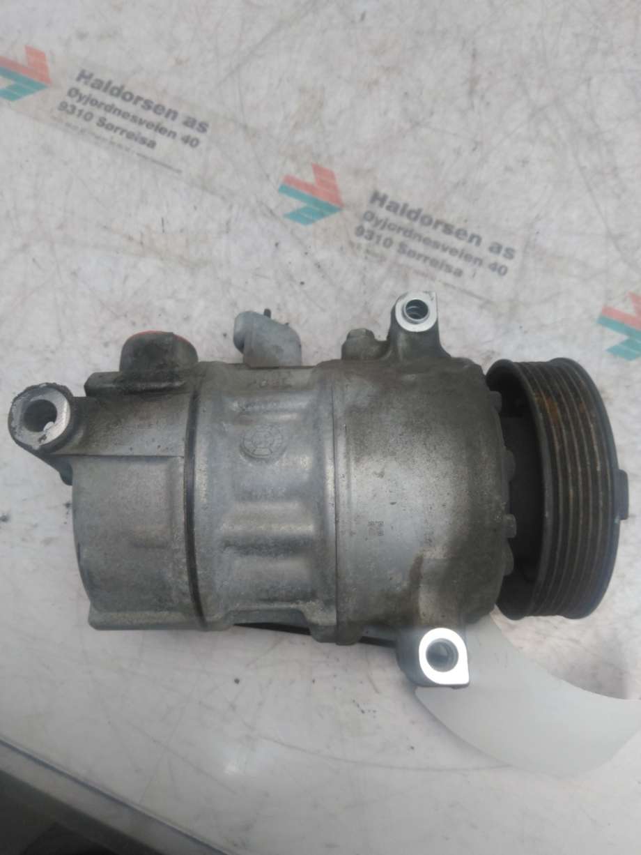 Aircondition kompressor til VW CC 2008-2012 (PASSAT CC) (PASSAT CC) (VOLKSWAGEN|5N0 820 803 C|5K0 820 803 L|)