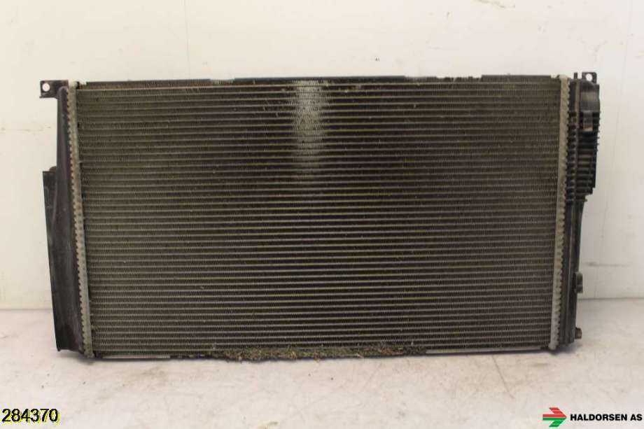 Radiator (automat gir) til BMW 3-Serie 2012-2018 (F30/F31/F34) (F30/F31/F34) (BMW|17 11 8 672 104|)