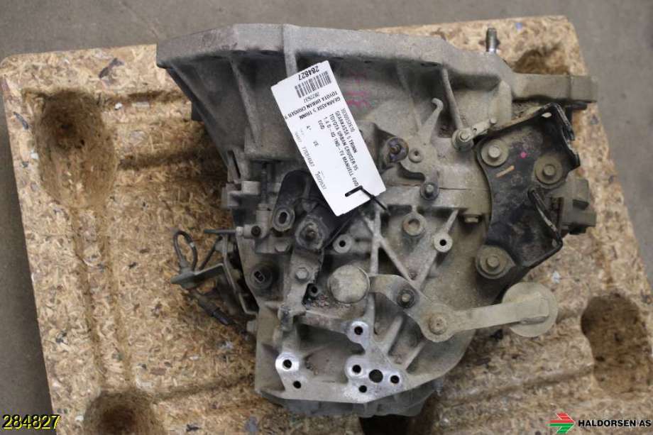 Girkasse manuell til Toyota Urban Cruiser 2009-2014  (TOYOTA|3030052610|)