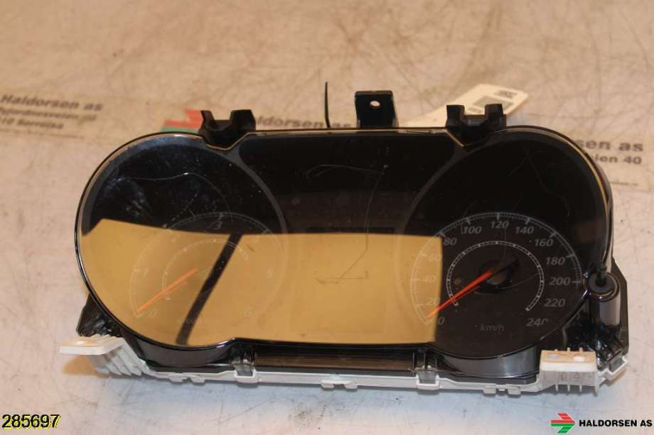 Instrumentpanel til Mitsubishi ASX 2010-2019  (MITSUBISHI|8100B726|)