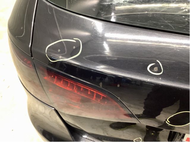 Bakluke til Audi A4 2007-2014 (Type IV) (B8) (B8) (Audi A4 B8|)