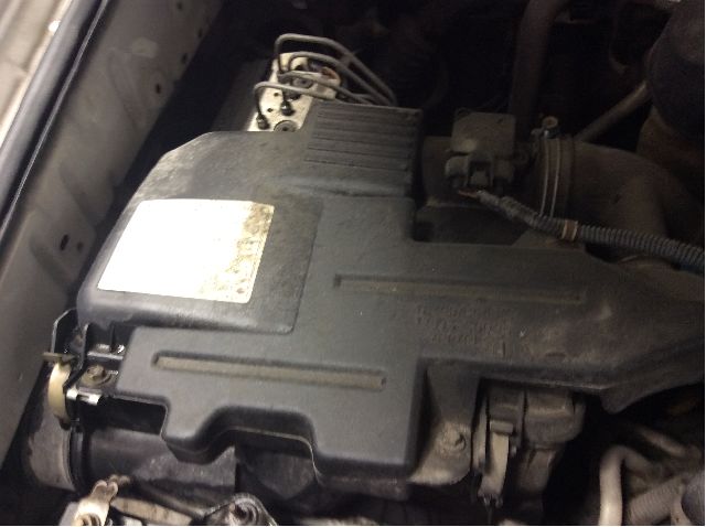 Luftfilterboks til Toyota Land Cruiser 120 2002-2009  (TOYOTA|1770030150|)
