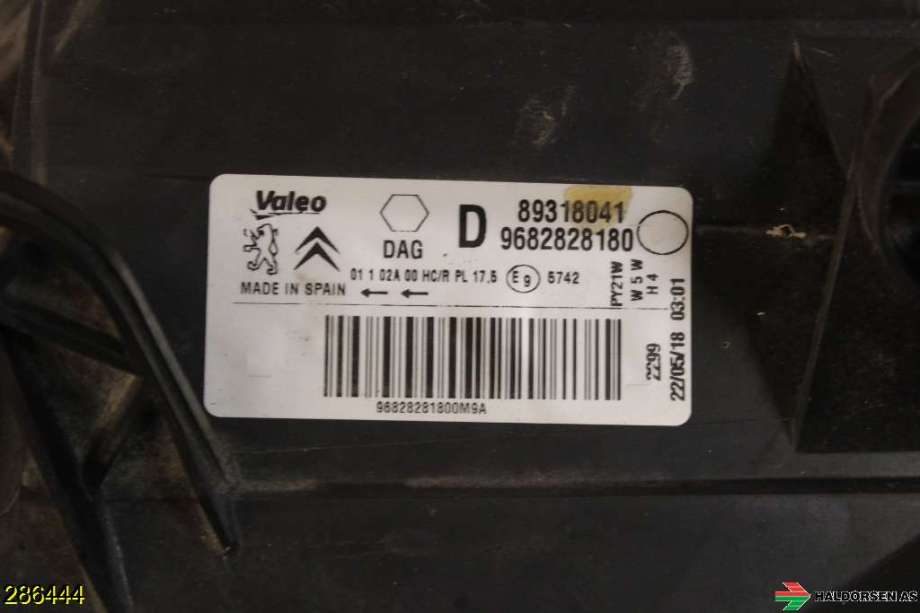 Frontlykt høyre halogen til Peugeot Partner 2015-2019 (Type II, Fase 2)  (PEUGEOT|6206 K6|)