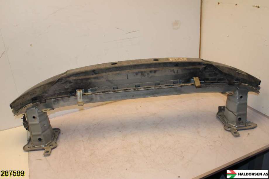 Støtfangerforsterkning foran til Volvo C70 2006-2010 (Type II, Fase 1)  (VOLVO|31353949|)