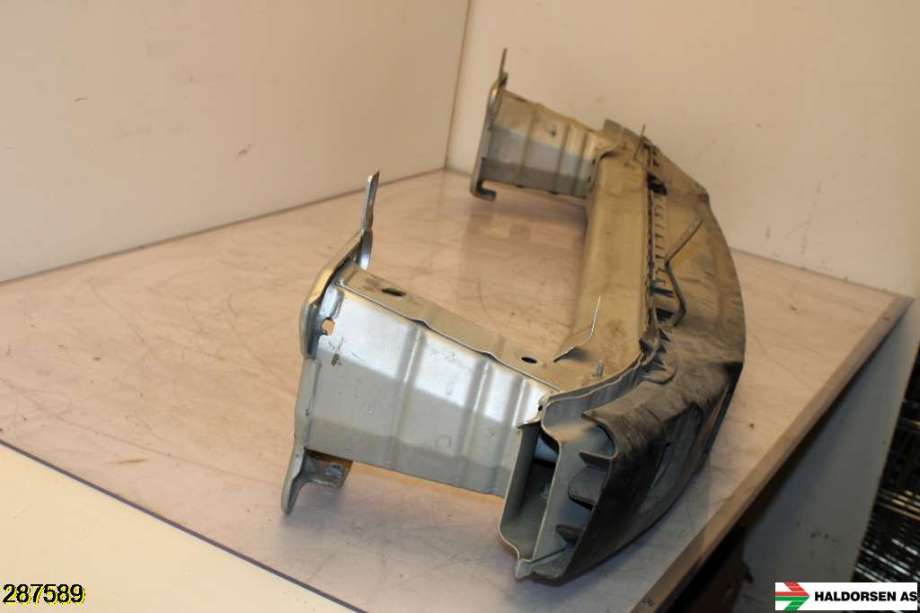 Støtfangerforsterkning foran til Volvo C70 2006-2010 (Type II, Fase 1)  (VOLVO|31353949|)