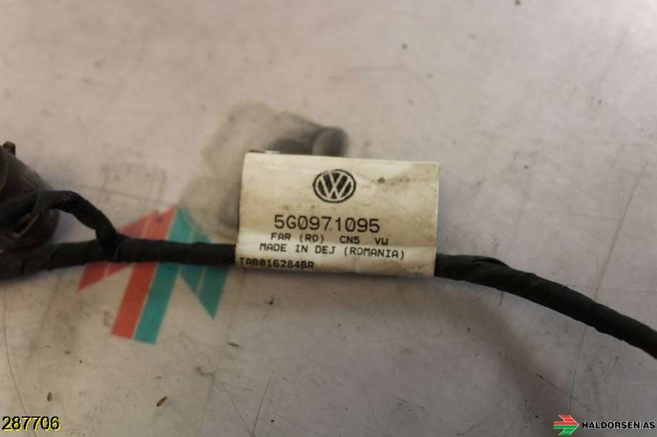 Parkeringssensor bak til VW e-Golf 2014-2017 (Fase 1)  (VOLKSWAGEN||5G0971095)
