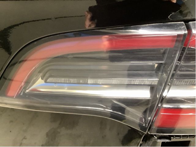 Baklykt høyre indre til Tesla Model 3, 2018-2023 (Fase 1) (TESLA|)