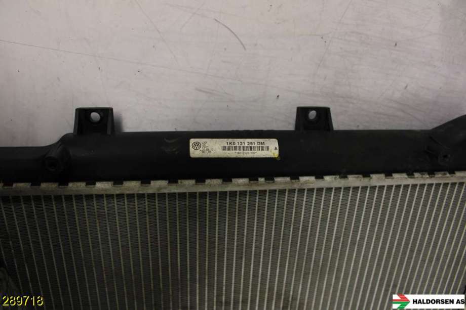 Radiator (automat gir) til Škoda Superb 2008-2015 (Type II)  (SKODA||1K0 121 251 DM|1KO 121 251 DM)