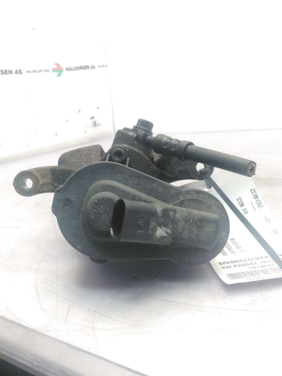 Bremsecaliper høyre bak til VW Passat 2011-2015 (B7) (B7) (VOLKSWAGEN|)
