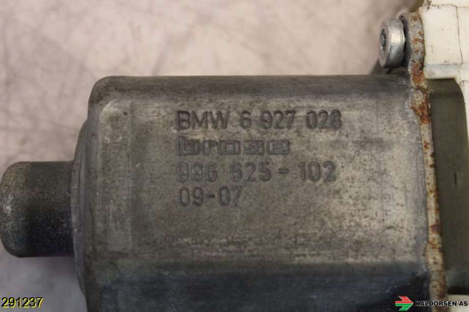 Ruteheis høyre til BMW 3-Serie 2005-2011 (E90/E91/E92/E93) (E90/E91/E92/E93) (BMW||6 927 028)