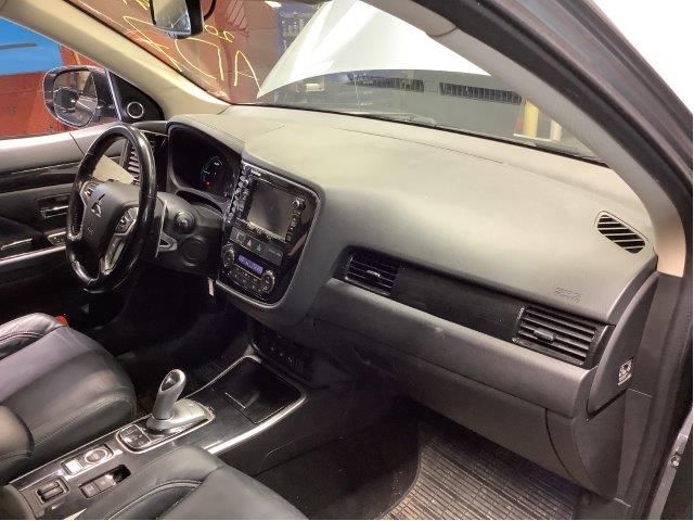 Dashbord til Mitsubishi Outlander 2015-->> (Type III, Fase 2)  (MITSUBISHI|)
