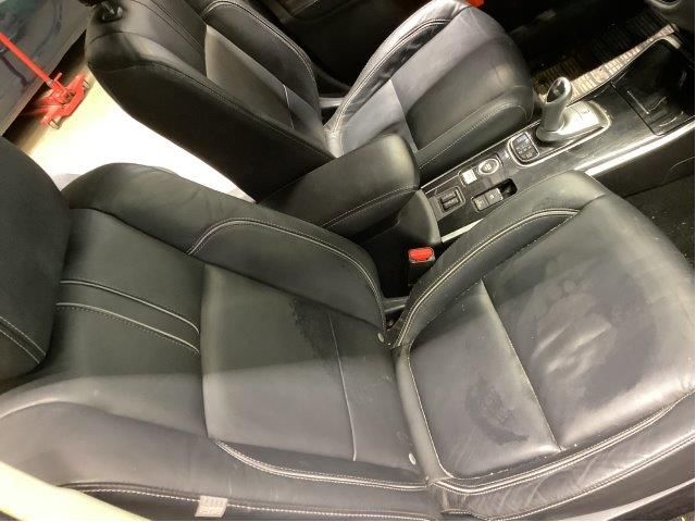 Sete foran høyre til Mitsubishi Outlander, 2015-->> (Type III, Fase 2) (MITSUBISHI|)