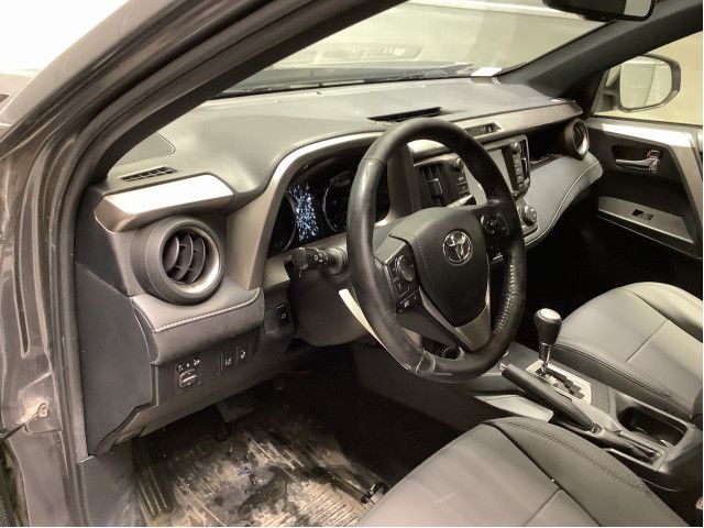 Dashbord til Toyota RAV4, 2016-2019 (Type IV, Fase 2)  (TOYOTA|)