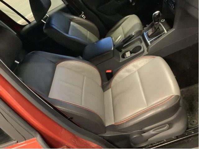 Sete foran høyre til VW Amarok 2010-2016 (Type I, Fase 1) (VOLKSWAGEN|)