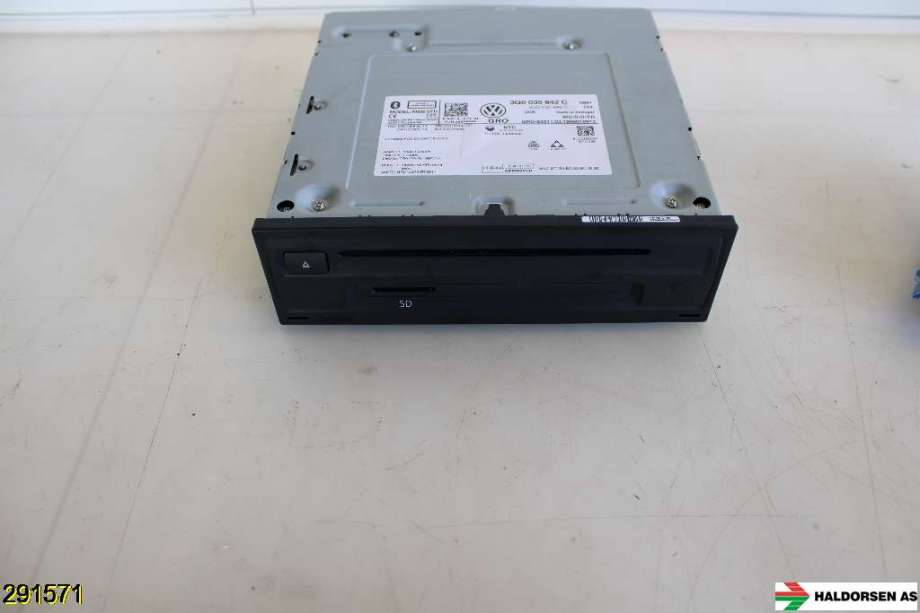 Bilstereo til VW Touran 2015-2021 (Type II)  (VOLKSWAGEN|3Q0 035 842 C|5G6 919 605 A|)