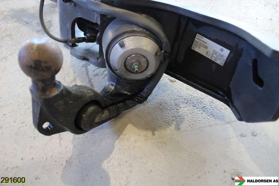 Hengerfeste til VW Touran 2015-2021 (Type II) (VOLKSWAGEN|5TA 803 881|)