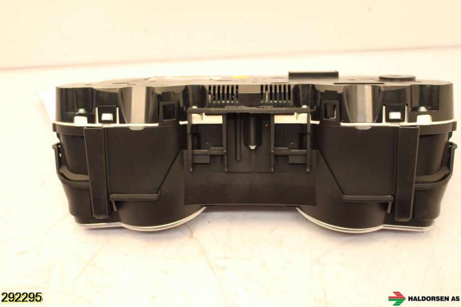 Instrumentpanel til Audi A5 2007-2016 (Type I)  (AUDI|8T0 920 931  X|)