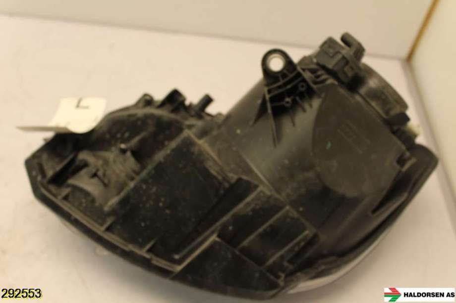 Frontlykt høyre halogen til VW Up 2012-2019 (VOLKSWAGEN|1S1 941 016 N|)
