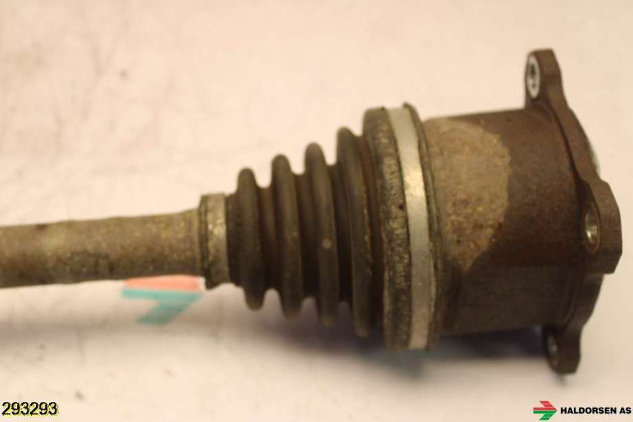 Drivaksel venstre bak til Toyota Hiace 2007-2012 (Fase 3)  (TOYOTA|4234026070|)