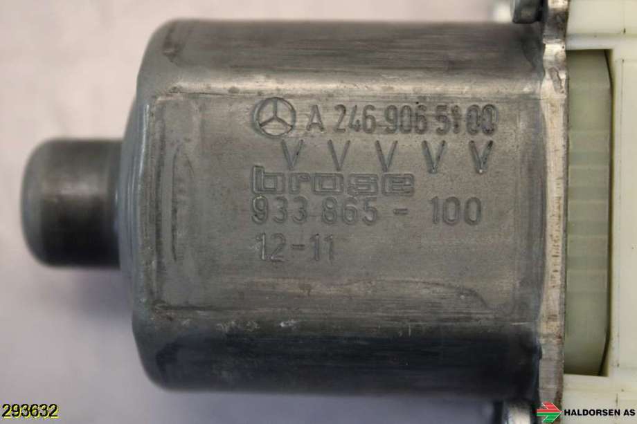 Ruteheis til Mercedes A-Klasse 2012-2018 (W176) (W176) (MERCEDES|A 246 906 51 00|)