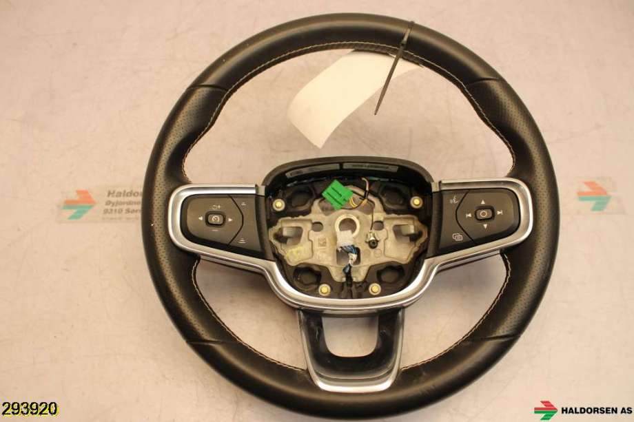Ratt til Volvo XC40, 2018-2024  (VOLVO|31455410)
