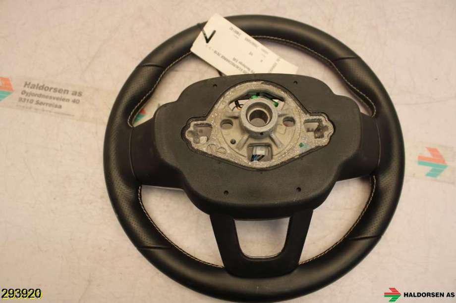 Ratt til Volvo XC40 2018-2024 (VOLVO|31455410|)
