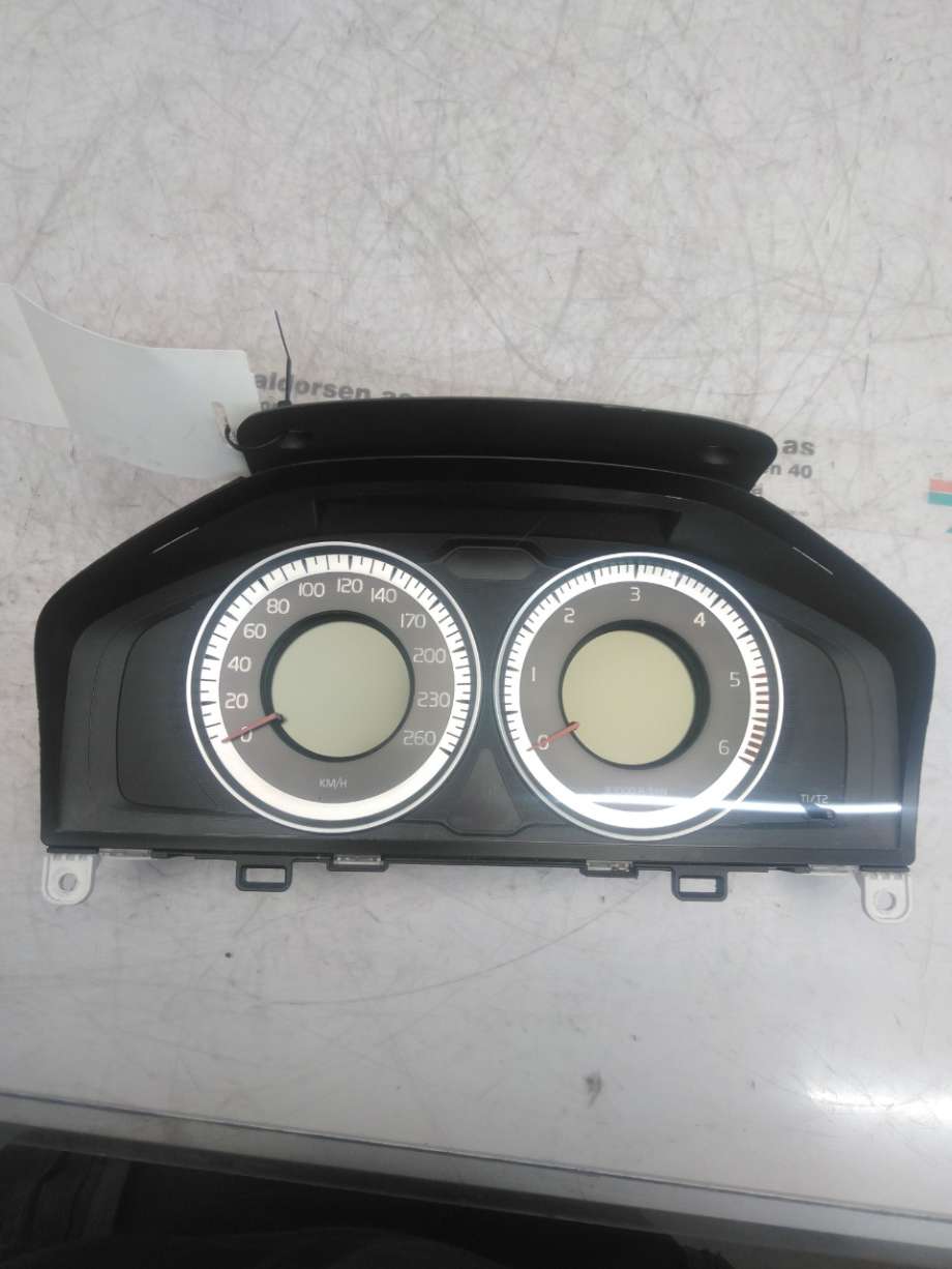 Instrumentpanel til Volvo V70, 2007-2013 (Type III, Fase 1) (VOLVO|)