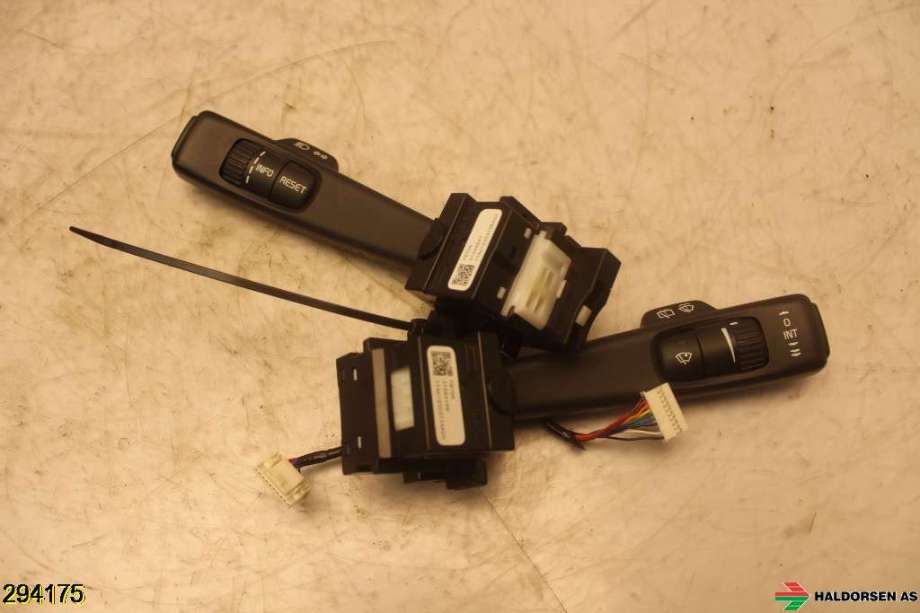 Bryter combi til Volvo V70 2007-2013 (Type III, Fase 1)  (VOLVO|31376705|)