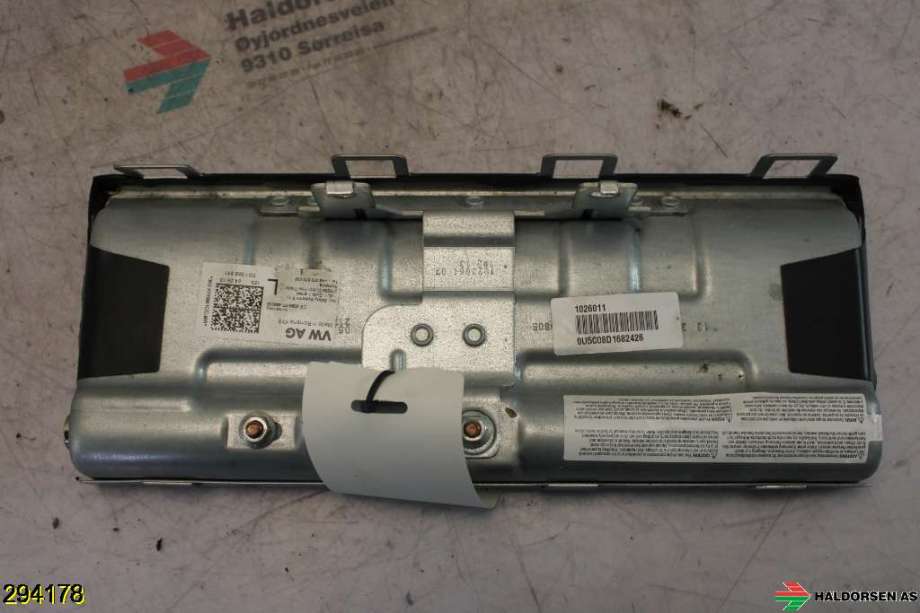 Airbag kne til Škoda Octavia 2013-2016 (Type III, Fase 1)  (SKODA|5G1 880 841|)
