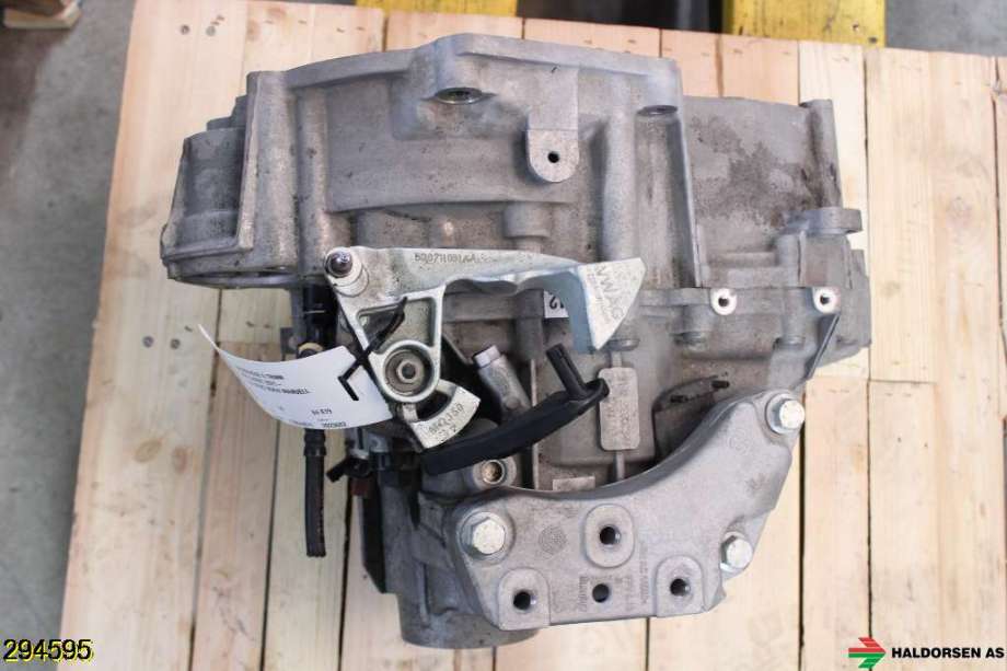Girkasse manuell 6-trinn til VW Caddy 2020-->> (Type IV)  (VW|02Q300058F|)
