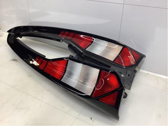 Baklykt venstre til VW Caddy 2020-->> (Type IV)  (VW|2K7 945 095|)