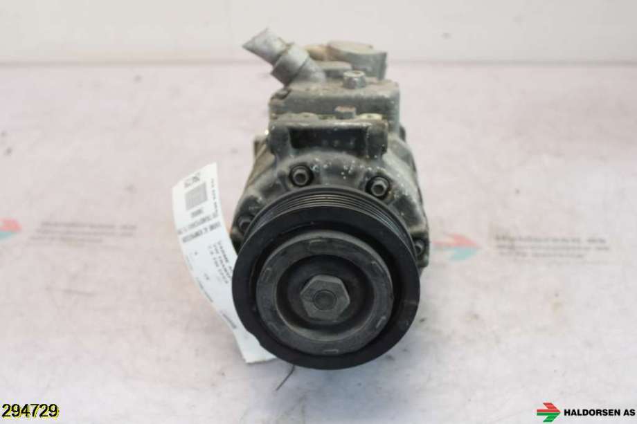 Aircondition kompressor til VW Transporter / Caravelle 2009-2015 (Fase 2) (T5) (T5) (VOLKSWAGEN|7E0 820 803|)