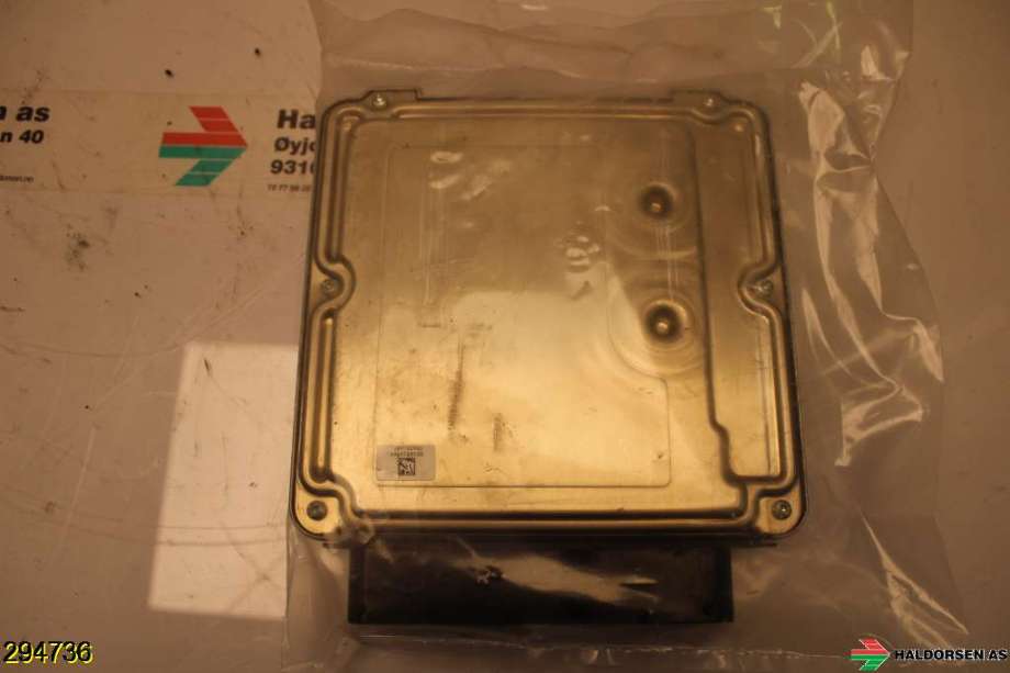 Styreenhet motor til VW Transporter / Caravelle 2009-2015 (Fase 2) (T5) (T5) (VOLKSWAGEN|03L 906 022 JE|)