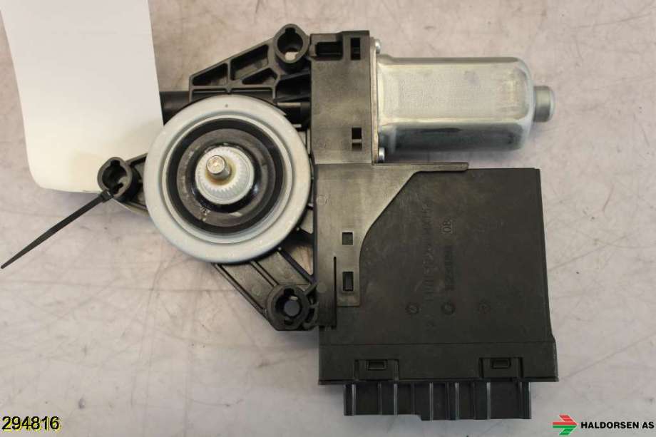 Ruteheis venstre til Volvo XC90 2015-2025 (Type II)  (VOLVO|31440411||31674755)