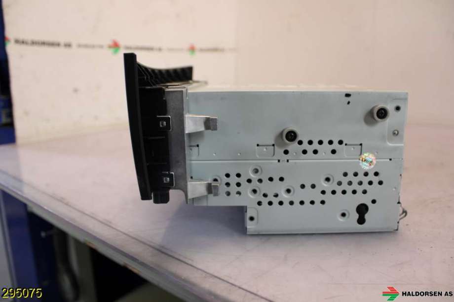 Bilstereo til Mercedes C-Klasse 2011-2014 (Fase 2) (W204) (W204) (MERCEDES|A 204 900 59 08|)