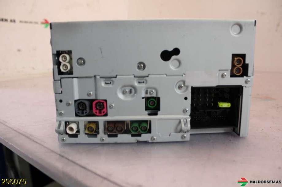 Bilstereo til Mercedes C-Klasse 2011-2014 (Fase 2) (W204) (W204) (MERCEDES|A 204 900 59 08|)