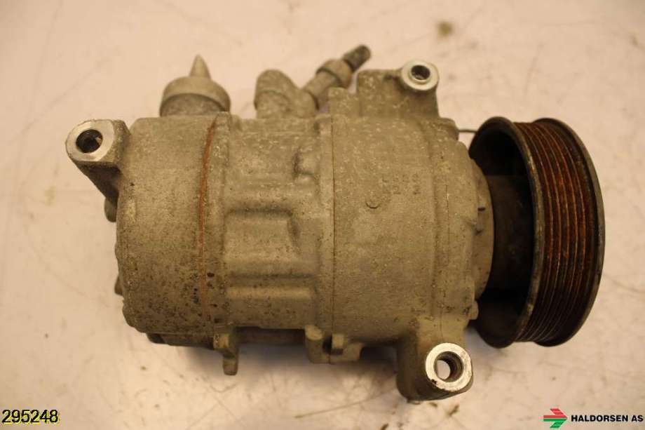 Aircondition kompressor til VW Caddy 2015-2020 (Type III, Fase 3)  (VOLKSWAGEN|5Q0 820 803 F|)
