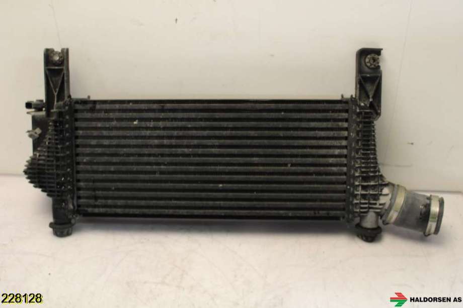 Intercooler til Nissan Pathfinder 2010-2014 (Fase 2) (R51) (R51) (NISSAN|144615X00A|)