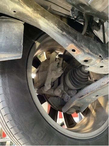 Bremsecaliper høyre foran til Mazda CX-5 2012-2017 (Type I)  (MAZDA|K0Y13398Z|)