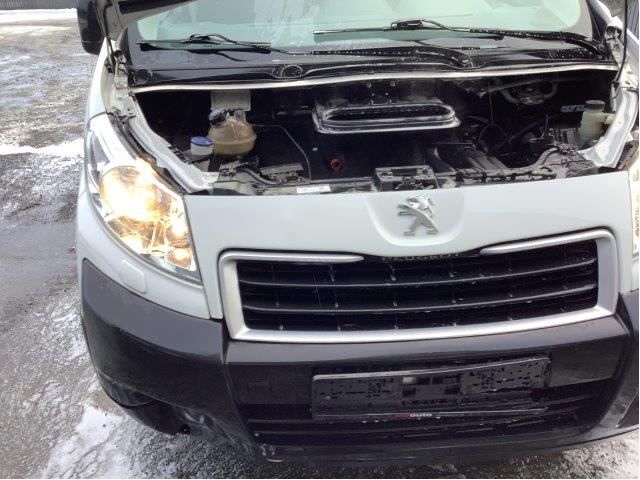 Grill til Peugeot Expert 2007-2016 (Type II)  (PEUGEOT|16 082 318 80|16 082 305 80|16 082 310 80)