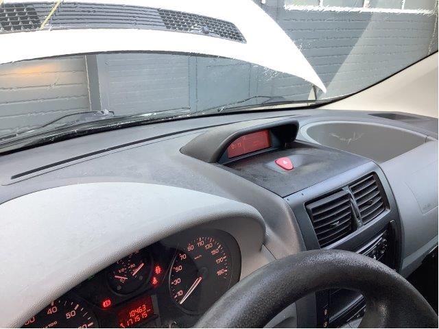 Dashbord til Peugeot Expert, 2007-2016 (Type II)  (PEUGEOT|8231 Q5)