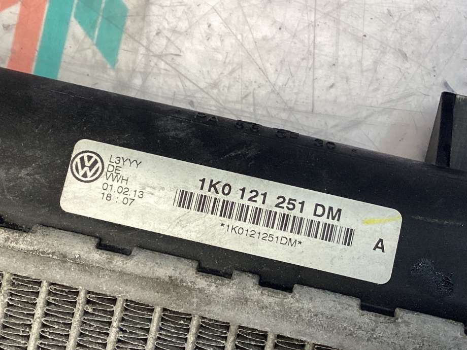 Radiator (manuell gir) til Škoda Octavia 2009-2013 (Type II, Fase 2)  (SKODA|1K0 121 251 DM|)