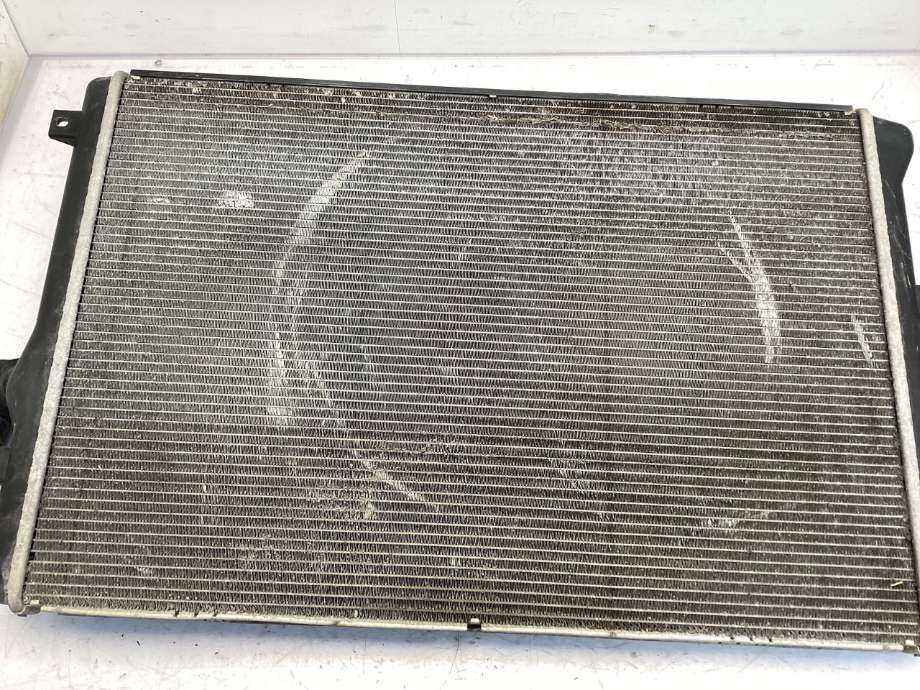 Radiator (manuell gir) til Škoda Octavia 2009-2013 (Type II, Fase 2)  (SKODA|1K0 121 251 DM|)