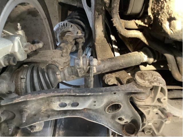 Drivaksel høyre foran til VW Passat, 2011-2015 (B7) (B7) (VOLKSWAGEN|)