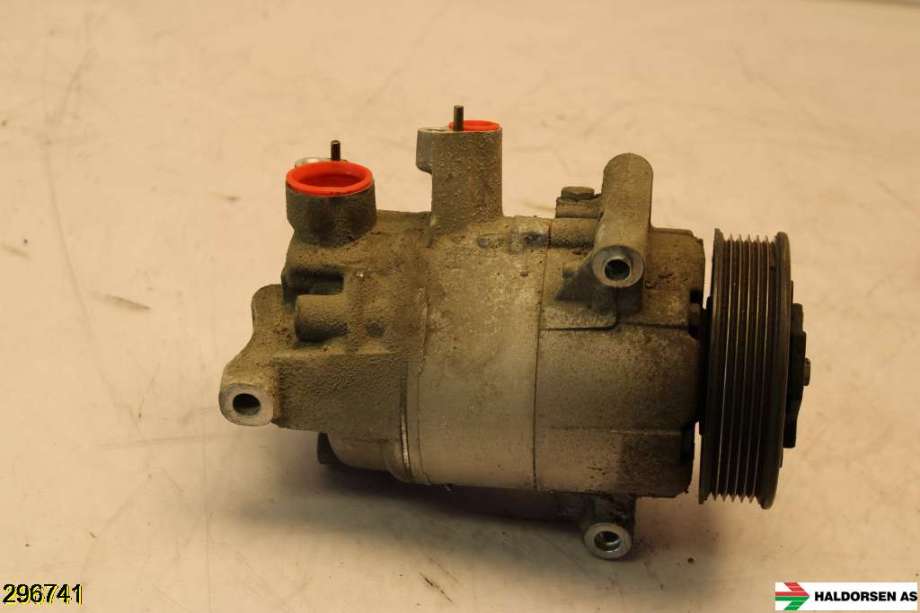 Aircondition kompressor til VW Passat 2011-2015 (B7) (B7) (VOLKSWAGEN|5K0 820 803|)