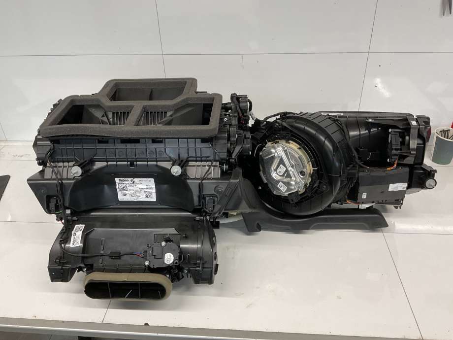 Varmeapparat register til BMW 3-Serie, 2018-->> (G20) (G20) (BMW|64 11 9 382 874)
